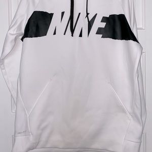 Nike sweatshirt Dri-fit material
